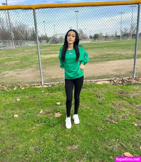 Lilyaya3 OnlyFans Thumbnail #1GdmkGiFrC