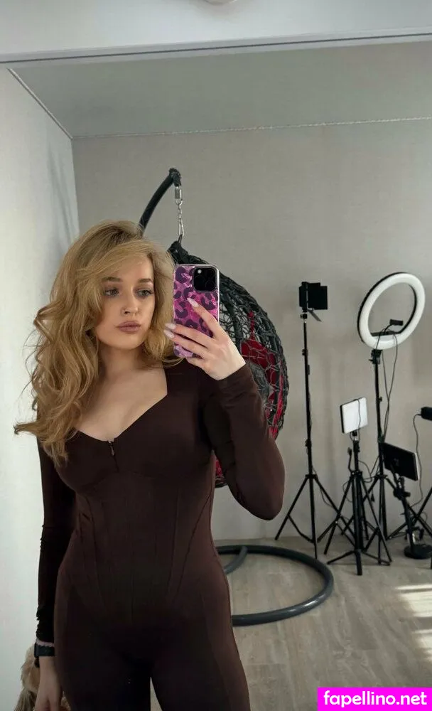 lilybetttgirl Nude Leaked OnlyFans Photo #04SiWN3osT