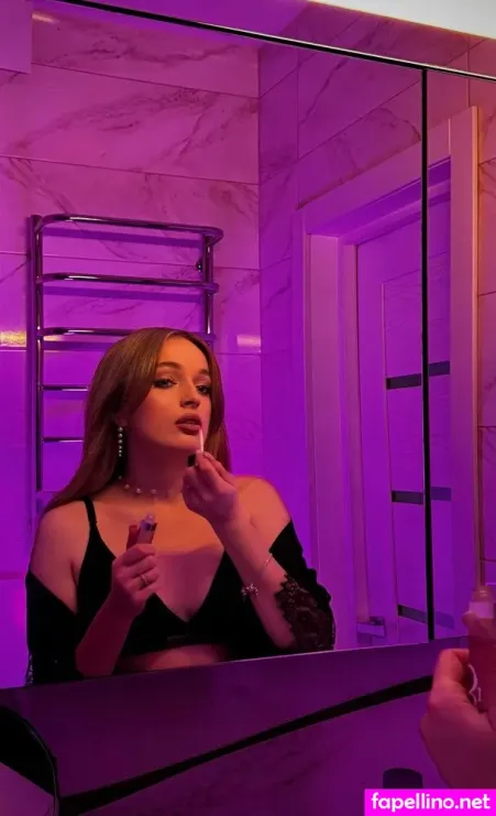 Lilybetttgirl OnlyFans Thumbnail #AjjjXIE4vi