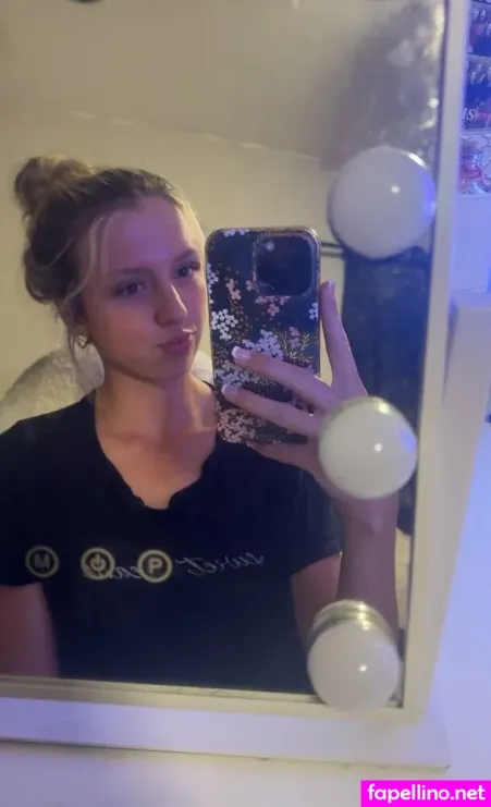 Lilybooboo OnlyFans Thumbnail #PU9YhSdtZh