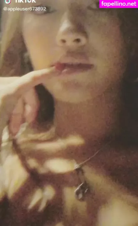 Lilychee OnlyFans Thumbnail #9JR7X1JOEX