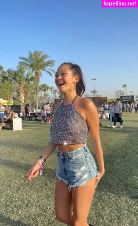 Lilychee OnlyFans Thumbnail #nYRw3ZFpsY