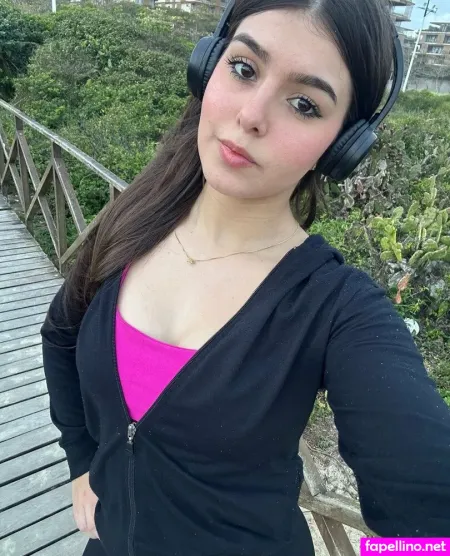 Lilyclarkee OnlyFans Thumbnail #vVipedZjhu