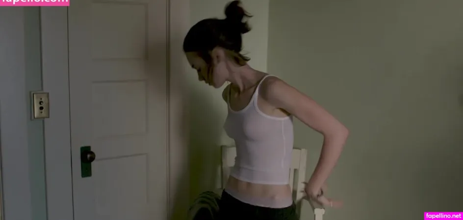 Lilycollin OnlyFans Thumbnail #YdxCYHvG8s