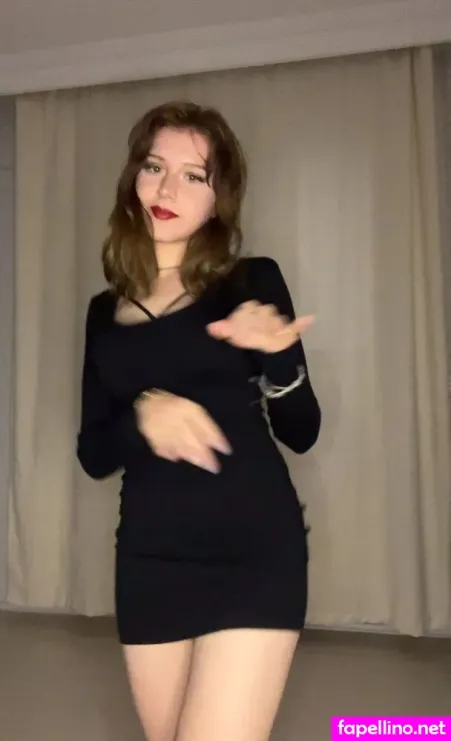 Lilycooperuwu OnlyFans Thumbnail #0dPyDyclyr