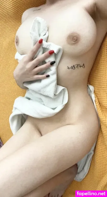 Lilycooperuwu OnlyFans Thumbnail #LZdRtqDkwS