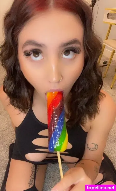Lilycreamz OnlyFans Thumbnail #alMPuOMnPQ