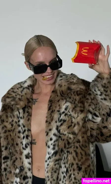 Lilycrys OnlyFans Thumbnail #yFKpkuLR6F