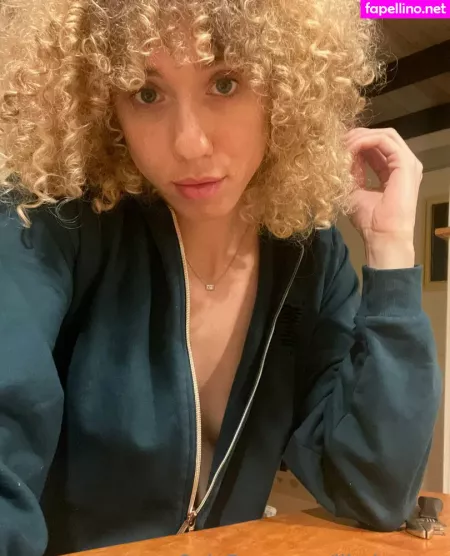 Lilydemure OnlyFans Thumbnail #NaTbbPUi0V