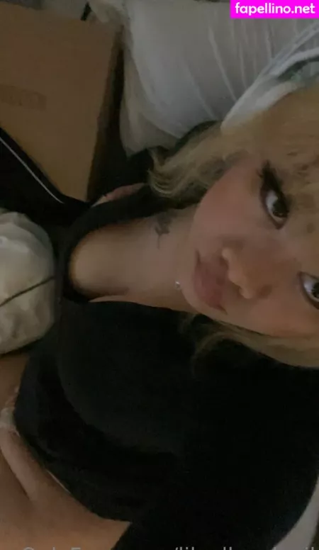 Lilyellowdevil OnlyFans Thumbnail #LoONfxW7d1