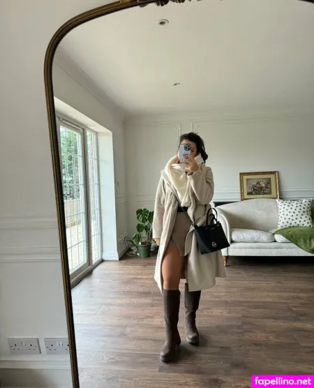 Lilyfiore Tv OnlyFans Thumbnail #ZuGAdaURCJ