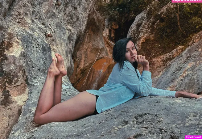 Lilyfoxe OnlyFans Thumbnail #4xmN2IRgxw