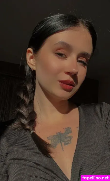Lilyfoxe OnlyFans Thumbnail #VlbM4WIm9N