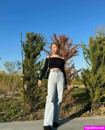 Lilygracesexy OnlyFans Thumbnail #Kjoa58nYzE