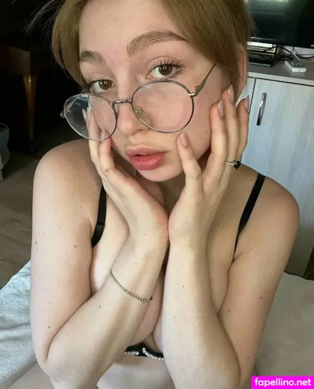 Lilygracesexy OnlyFans Thumbnail #qnZA9mK5NO