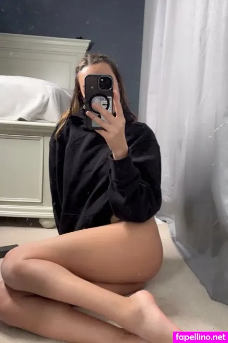 Lilygrov OnlyFans Thumbnail #wA5OcpGcXb