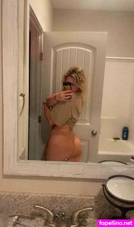 Lilyhazexx OnlyFans Thumbnail #3F6RIZkXVL