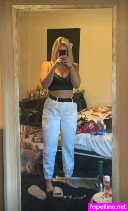 Lilyhazexx OnlyFans Thumbnail #q1GeFqhbWu