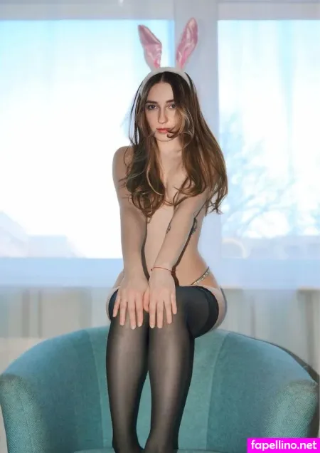 Lilyhoneybunny OnlyFans Thumbnail #D8oX6ZA4B0