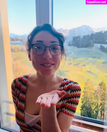 Lilylabeau OnlyFans Thumbnail #8HY2FPx87e