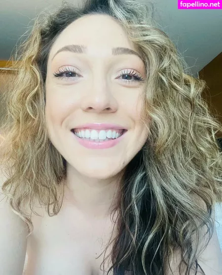 Lilylabeau OnlyFans Thumbnail #LgH4qrvHdI