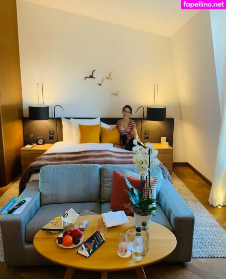 Lilylabeau OnlyFans Thumbnail #MXG8THqavz