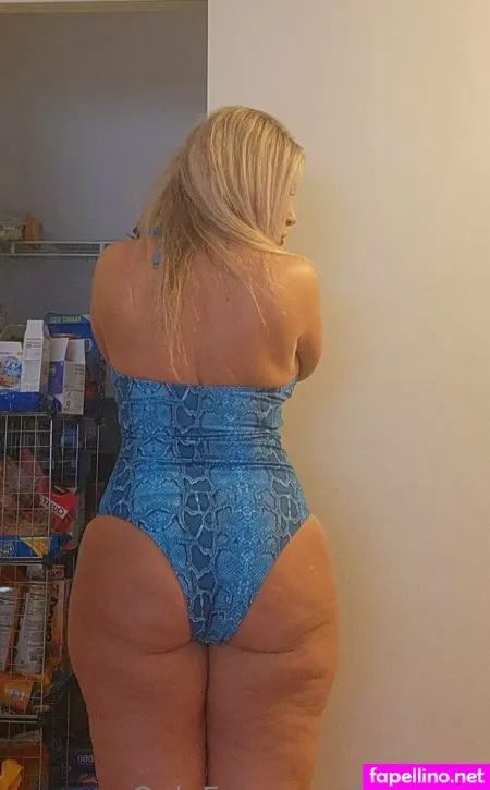 Lilylee23 OnlyFans Thumbnail #dPVwSLseFm