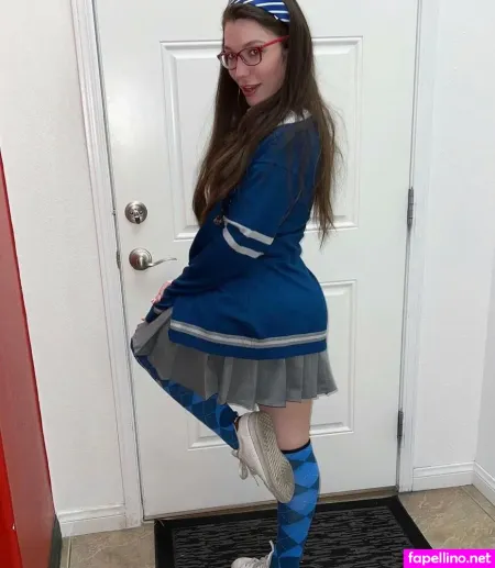 Lilylouofficial 2 OnlyFans Thumbnail #UsijeIlOVX