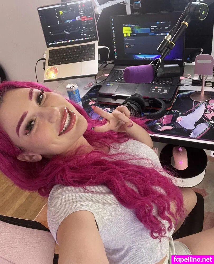 lilylouofficial, lilyloutv Nude Leaked OnlyFans Photo #74c3dgi3GC