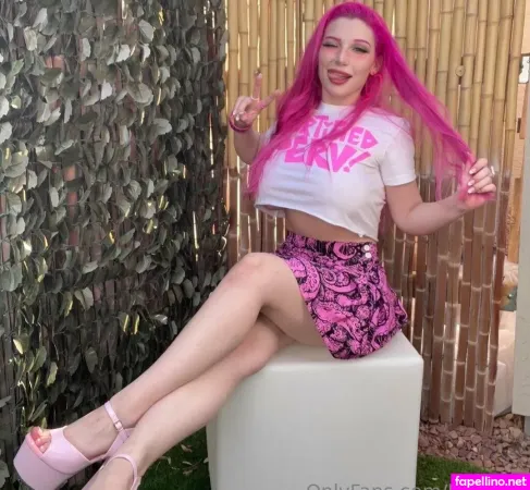 Lilyloutv OnlyFans Thumbnail #B1GYMLg3sj