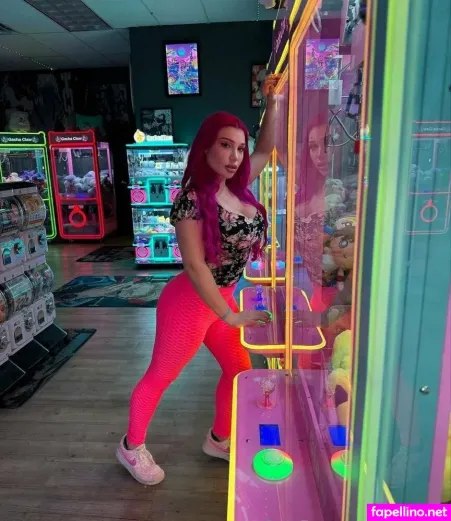 Lilyloutv OnlyFans Thumbnail #LfZhNyjr1a