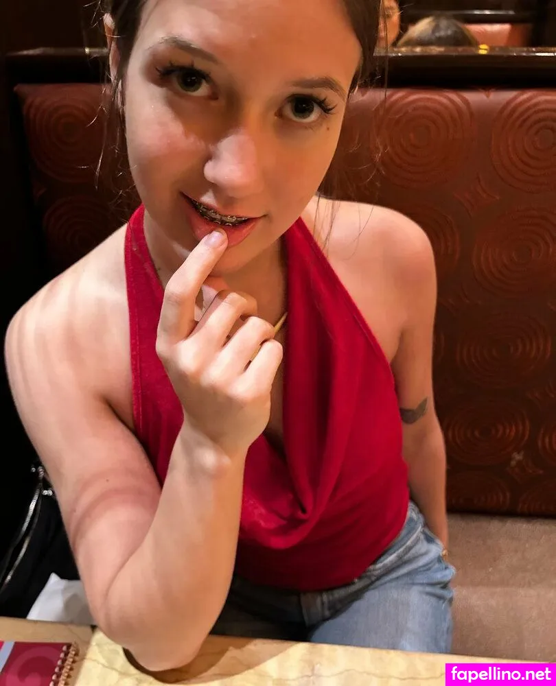 lil.loves.food, lilylovesfood Nude Leaked OnlyFans Photo #5VtyFWLAD6