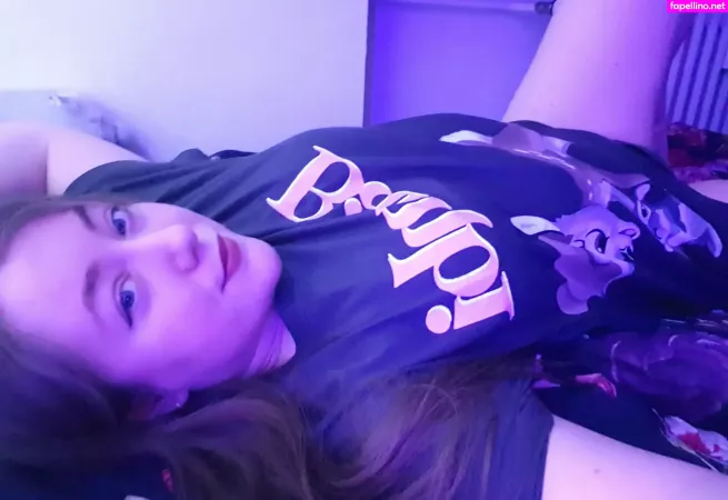 Lilymariemfc OnlyFans Thumbnail #JAJO8zSaYi