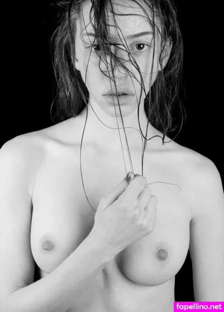 Lilymark 1 OnlyFans Thumbnail #xue6aGfAsN