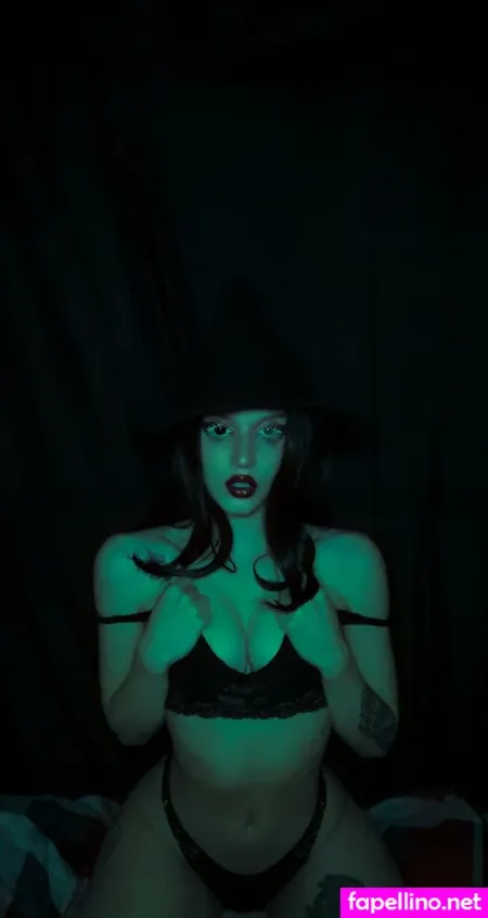 Lilynox OnlyFans Thumbnail #KSlNV2pwCw