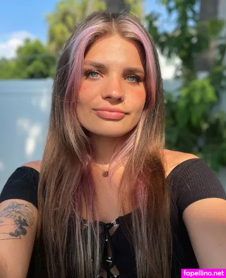 Lilyraexoxo2 OnlyFans Thumbnail #Fa0sZRZLb3