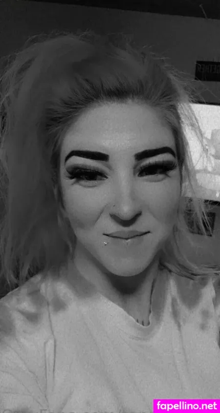 Lilysdesires OnlyFans Thumbnail #myl5m4t0cm