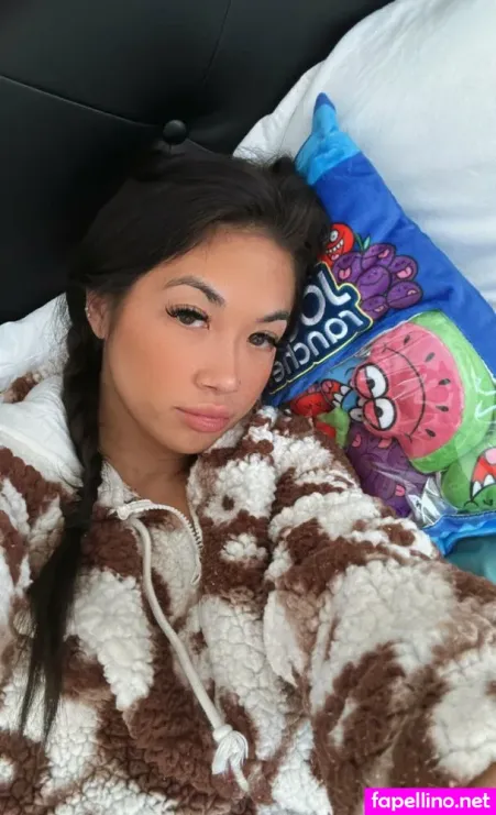 Lilythaiii OnlyFans Thumbnail #y4ksPjN3Xz