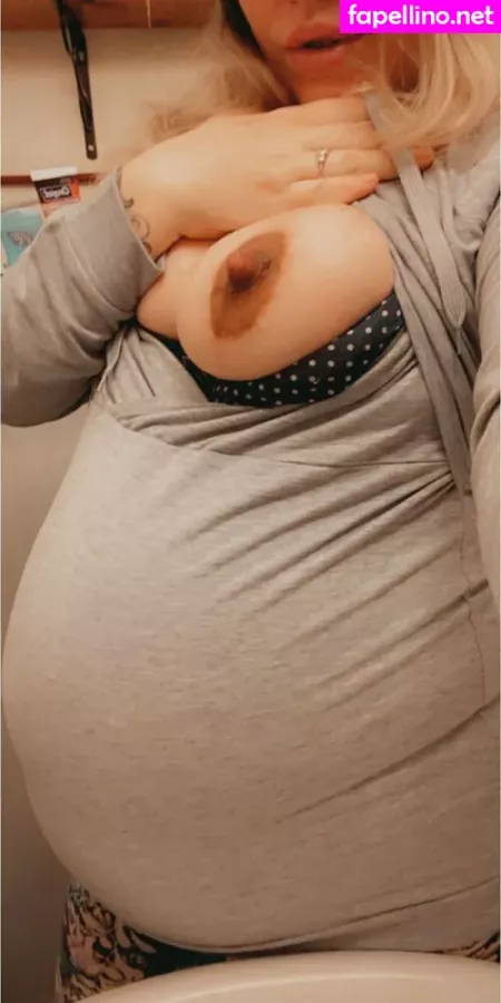 Lilythemilf OnlyFans Thumbnail #A7JaBmqsBi