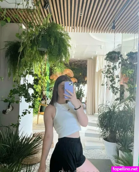 Lilyvirgin OnlyFans Thumbnail #4WG4OqHZqo