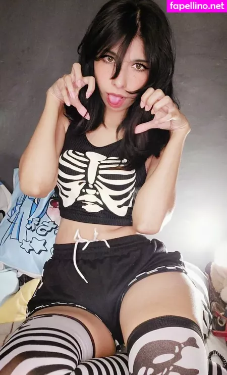 Lilywaifu OnlyFans Thumbnail #GiaVRj4pPy