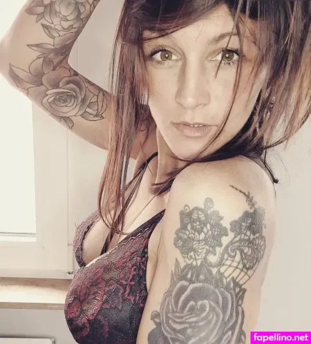 Lin Unperfekt Main Profile Photo