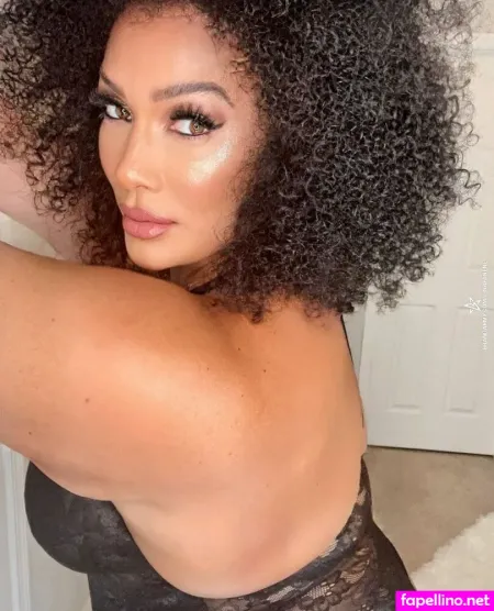 Lina Fanene OnlyFans Thumbnail #8mkEXqp14b