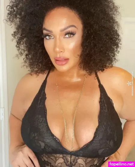 Lina Fanene OnlyFans Thumbnail #XfzL7Wlt6B