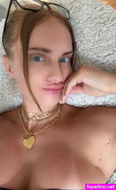 Lina H OnlyFans Thumbnail #uRg3WACakw