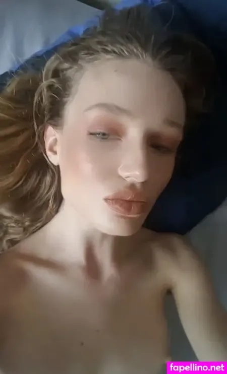 Lina Keller OnlyFans Thumbnail #AqR1UjCN5u