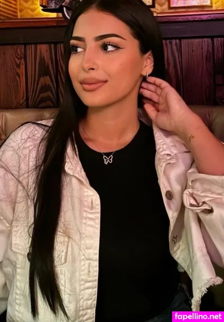 Lina Kira OnlyFans Thumbnail #VEe4AY9s4v