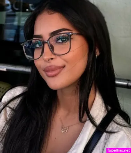 Lina Kira OnlyFans Thumbnail #erfLyPlDGc