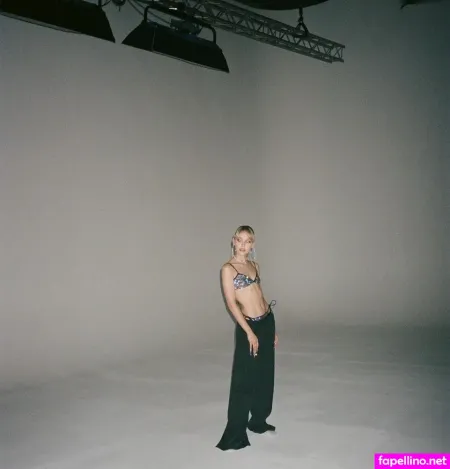 Lina Larissa Strahl OnlyFans Thumbnail #0rIinQSpc4