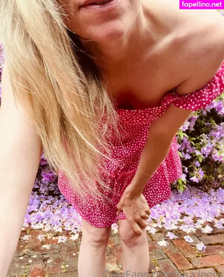 Lina Leggs OnlyFans Thumbnail #lkxuk5j4OP